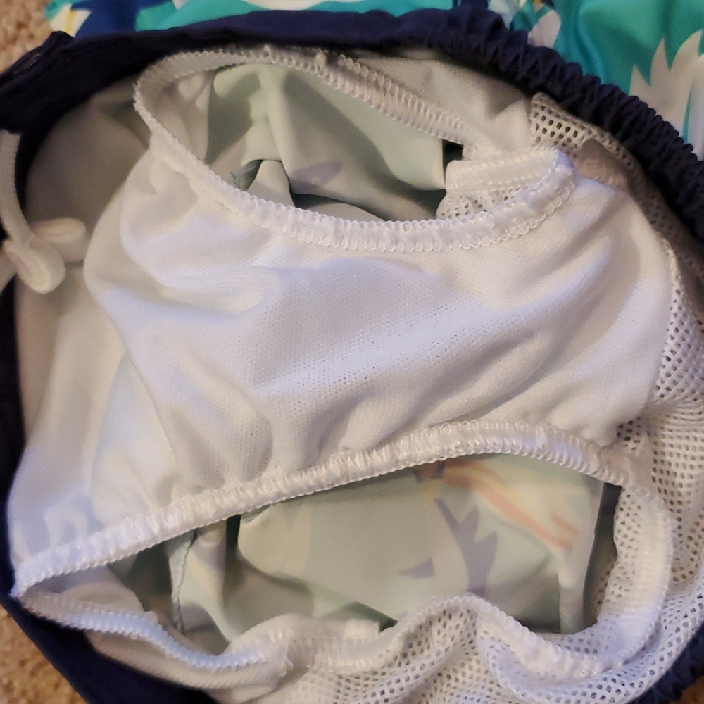 Cat & Jack Boy Swim Trunks Size 4 T - Picture 5 of 8